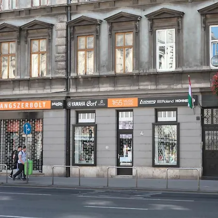 Palace - Palace District - Downtown