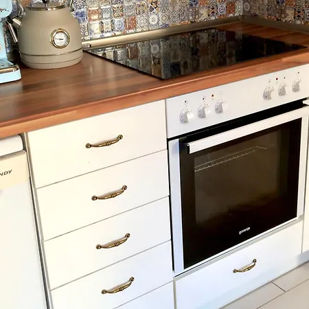 Apartment Palace - Palace District - Downtown